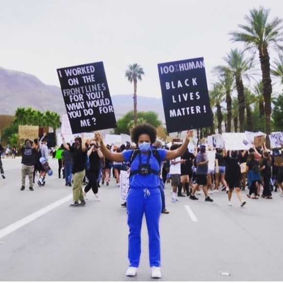 NWT FIGS Zamora Joggers Scrubs Pants Winning Blue - Picture 11 of 11